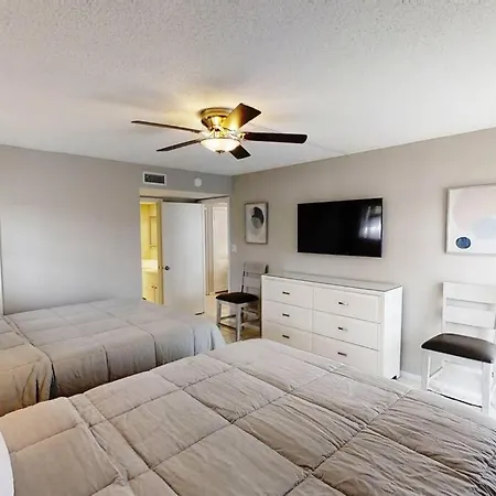 Beachfront Condo Complex, Heated Pool, Gulfview!